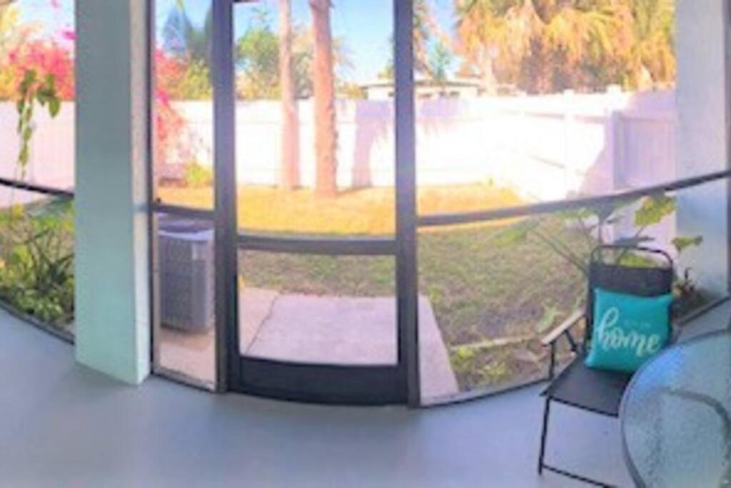 Beautiful Bright & Sparkling 2Bed 1Bath Beach Retreat - Unit 212 Cocoa Beach Exteriör bild