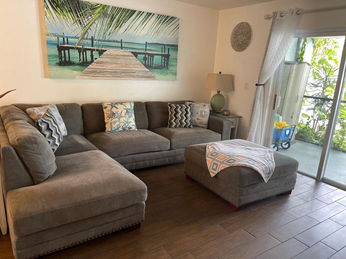 Beautiful Bright & Sparkling 2Bed 1Bath Beach Retreat - Unit 212 Cocoa Beach Exteriör bild